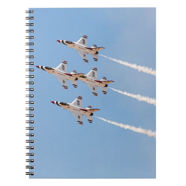 Caderno Espiral Quatro Thunderbirds F-16 voam na formação próxima (Frente)