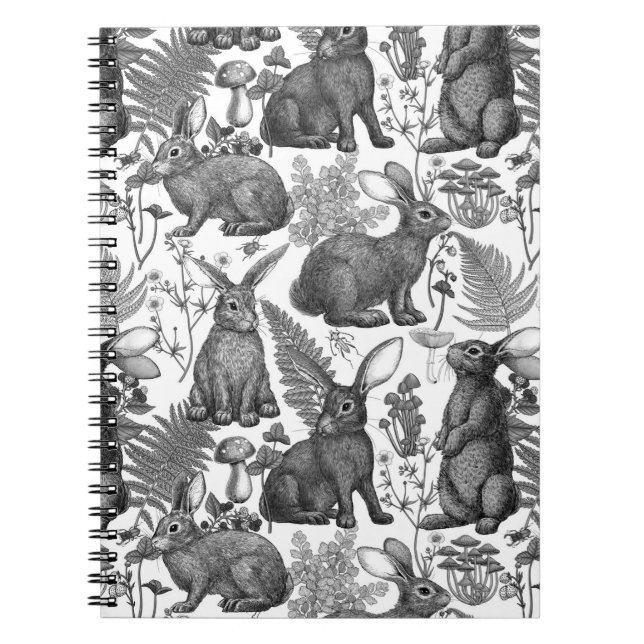 Caderno Espiral Rabbits and woodland flora 2 Notebook (Frente)