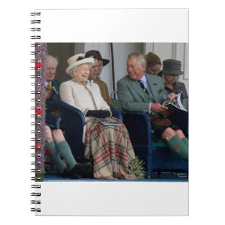 Caderno Espiral Rainha Isabel II e Príncipe Herdeiro Charles 2014