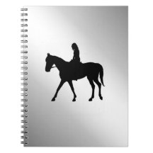 Rapariga com Prata de Cavalo