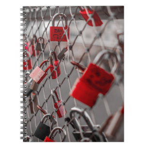 Caderno Espiral Red Love Padlocks