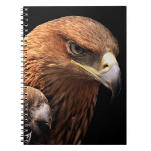 Caderno Espiral Retrato de Eagle isolado no preto