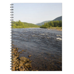 Caderno Espiral rio St. Marguerite no Parc du Saguenay.