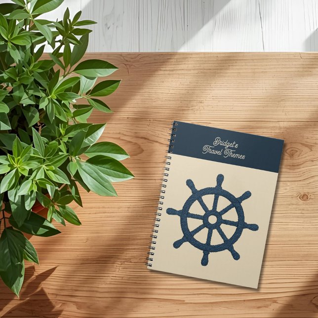 Caderno Espiral Roda do navio marinho com nome bege viagem costeir (Criador carregado)