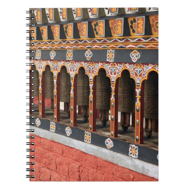 Caderno Espiral Rodas de oração da praça central em Thimphu (Frente)