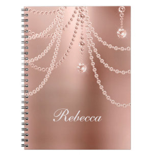 Caderno Espiral Rosa Dourada Monograma Pérolas Diamantes Brilho Gl