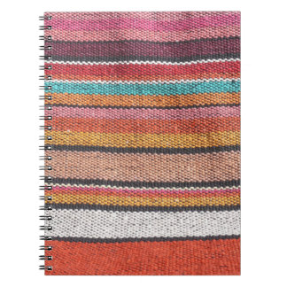 Caderno Espiral Rug Richness: Texturas mexicanas no Peru