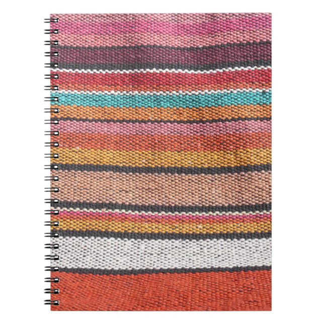 Caderno Espiral Rug Richness: Texturas mexicanas no Peru (Frente)