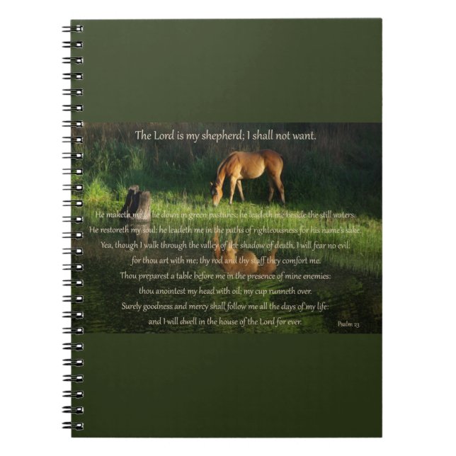 Caderno Espiral Salmo 23 texto com cavalo ao lado das águas calmas (Frente)