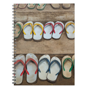 Caderno Espiral Sandálias de Sacudir
