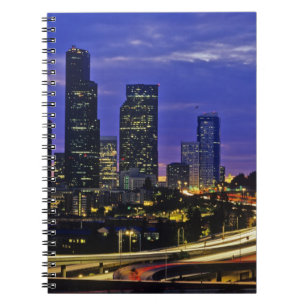 Caderno Espiral Seattle, no horizonte de Washington à noite