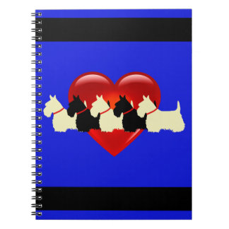 Caderno Espiral silhueta preta/branca de Terrier Escocês coração a