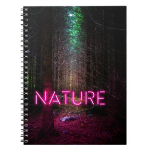 Caderno Espiral Sinal magenta da natureza neon-magenta da floresta