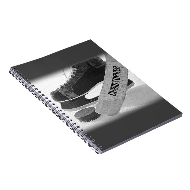 Caderno Espiral Skates Negros de Hockey Personalizados (Lado Direito)