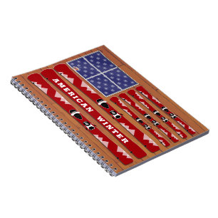 Caderno Espiral Skis e Snowflakes USA Flag com Wood Wall