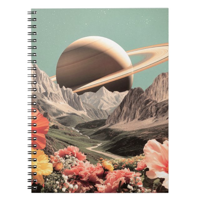 Caderno Espiral Surreal Saturno Sobre Vale De Montanha (Frente)