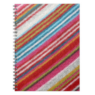 Caderno Espiral Tecido de lã riscado: acolhedor, na moda