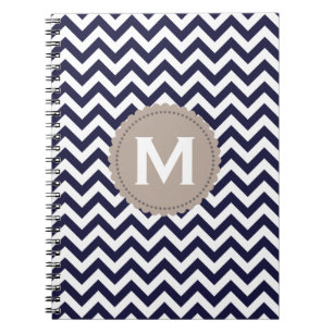 Caderno Espiral Teste padrão branco de Chevron do monograma dos