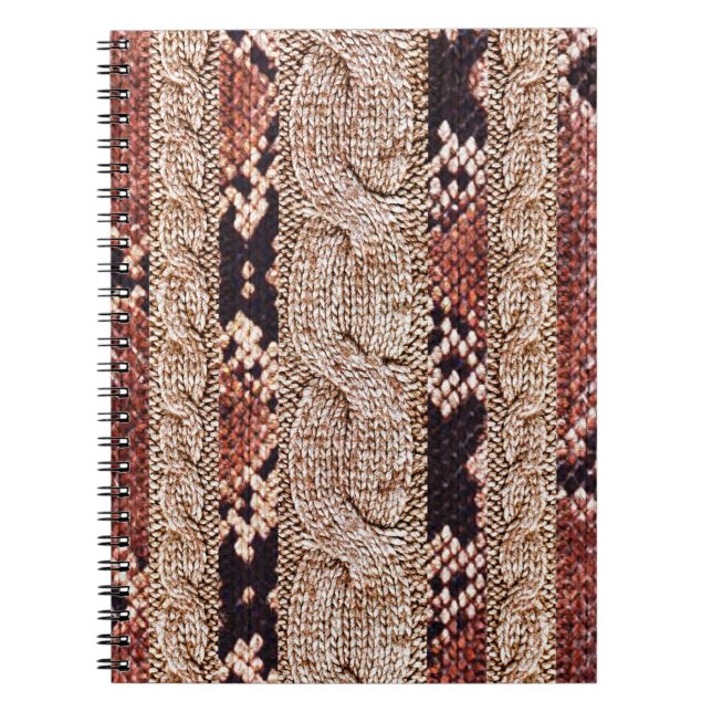 Caderno Espiral Textura de tricô, padrão geométrico de cobra. (Frente)