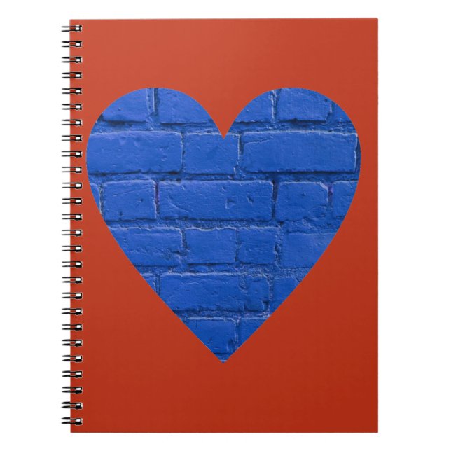 Caderno Espiral Tijolos Azuis no Notebook Vermelho (Frente)