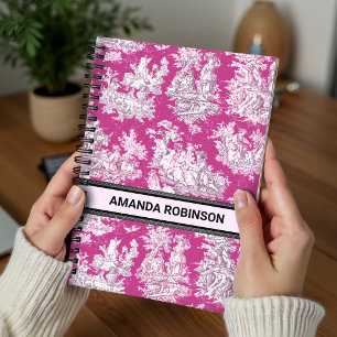 Caderno Espiral Toile de Jouy Monograma Rosa Magenta Vintage