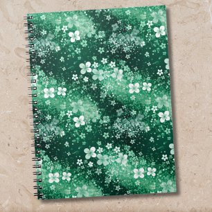 Caderno Espiral Trevos Brancos e Verdes Chic com Pontos em Verde E