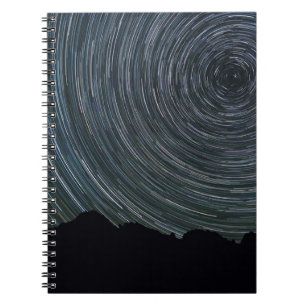 Caderno Espiral Trilhas de Estrelas ao Redor de Polaris Ingalls