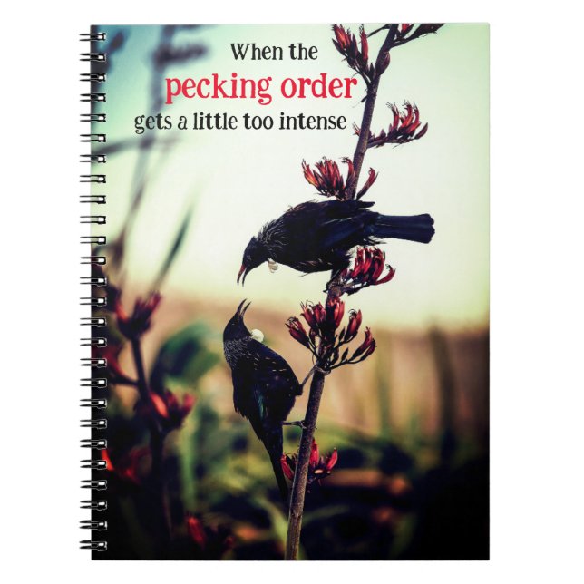 Caderno Espiral Tui pássaros lutando com linho (Frente)