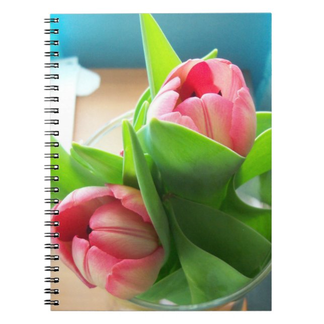 Caderno Espiral Tulipas rosa no desktop (Frente)