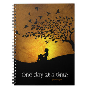 Caderno Espiral Um dia de cada vez (fêmea da recuperação de 12