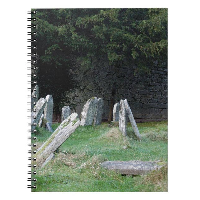 Caderno Espiral Um Jardim de Grave Irlandês (Frente)