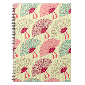 Caderno Espiral Um padrão perfeito com ventiladores. 