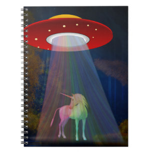 Caderno Espiral Unicórnio sob UFO Rainbow Beam at Night, ZKoA