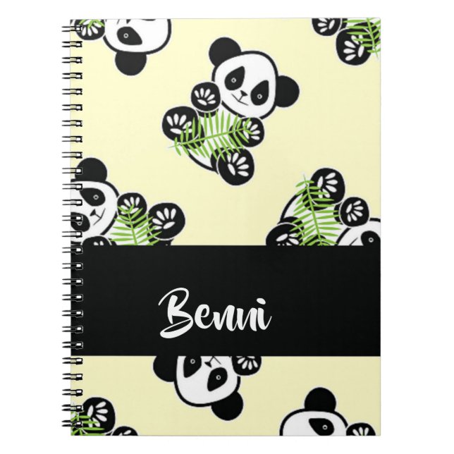 Caderno Espiral Urso-panda com folhas verdes de bambu (Frente)