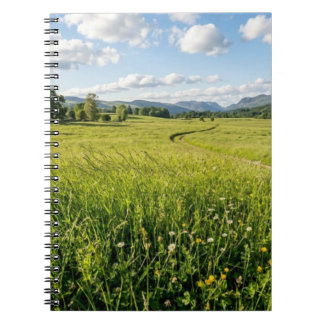 Caderno Espiral Vale Verde e Montanhas Diário da Natureza