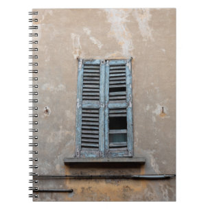 Caderno Espiral Velho muro de madeira arruinado da antiga casa ant