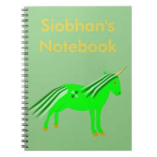 Caderno Espiral Verde irlandês giro e Dourado costume do Unicórn