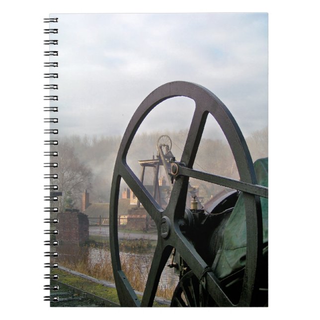 CADERNO ESPIRAL VICTORIAN ENGLAND (Frente)