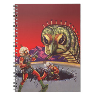Caderno Espiral Vintage Science Fiction Giant Centipede Insect War