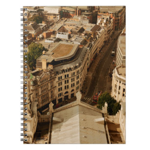 Caderno Espiral Visão panorâmica de Londres com arquitetura urbana