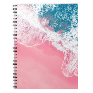 Caderno Espiral Vista aérea de uma praia cor-de-rosa de areia em