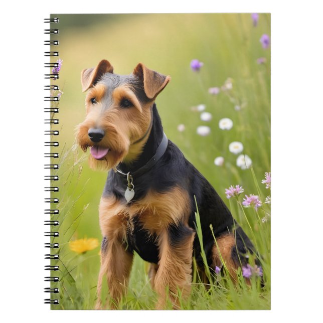 Caderno Espiral Welsh Terrier No Prado De Flores Selvagens (Frente)