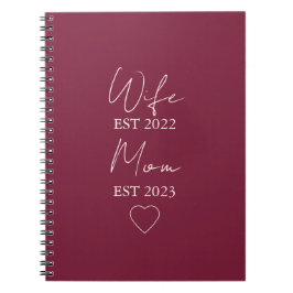 Caderno Espiral Wife & Mom Est. – Minimalist Valentine Gift