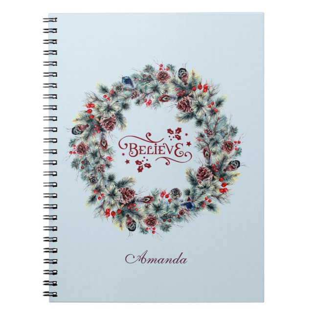 Caderno Espiral Wreath de Natal BELIEVE Typografia monograma (Frente)