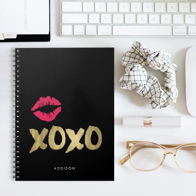 Caderno Espiral XOXO Faux Dourado e Lábios cor-de-rosa | Preto (Criador carregado)