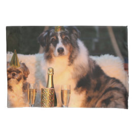 Cães Celebrando Ano Novo