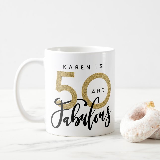 Café 50 e caneca fabulosa de aniversário (Com Donut)