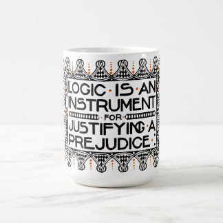 Café A caneca da divisa de Roycroft, "lógica é um