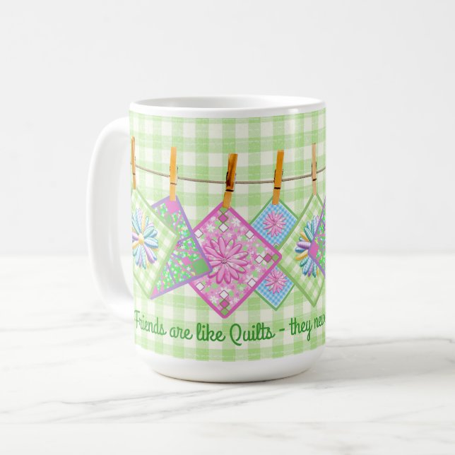 Café A caneca de Quilter - citações - quadrados da (Frente Esquerda)