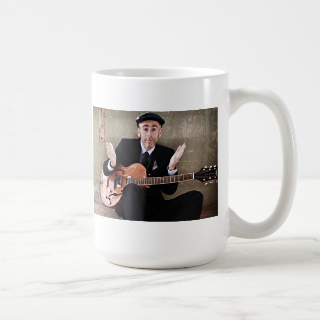 Café A caneca de Snuzz em uma caneca (Direita)